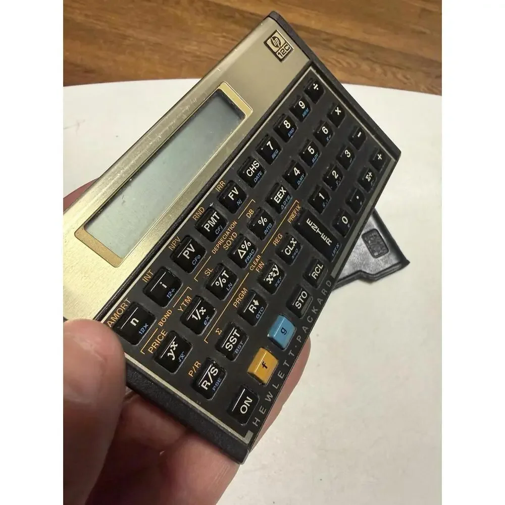 Hewlett Packard HP 12C Financial Calculator With Original Case